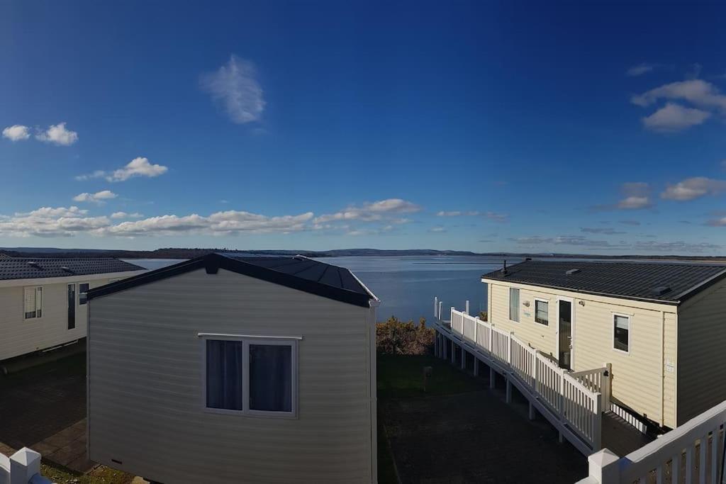 Cozy And Relaxing With Stunning Sea Views Appartement Lytchett Minster Buitenkant foto